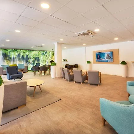 Курортний комплекс Mirador Papagayo By Livvo