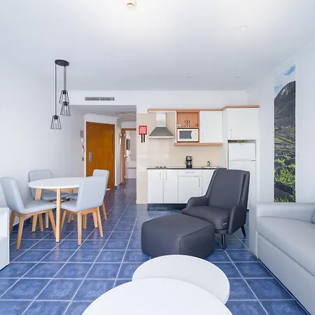 Ośrodek wypoczynkowy Mirador Papagayo By Livvo Playa Blanca (Lanzarote)