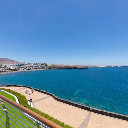 Mirador Papagayo By Livvo פלאיה בלנקה