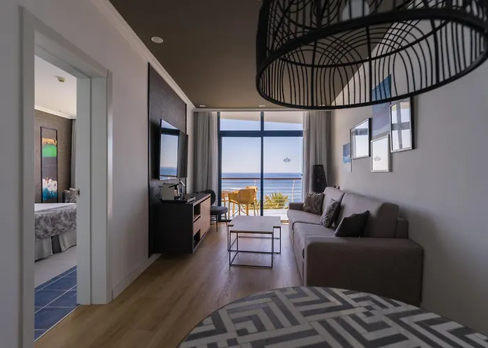 Ośrodek wypoczynkowy Mirador Papagayo By Livvo 4*