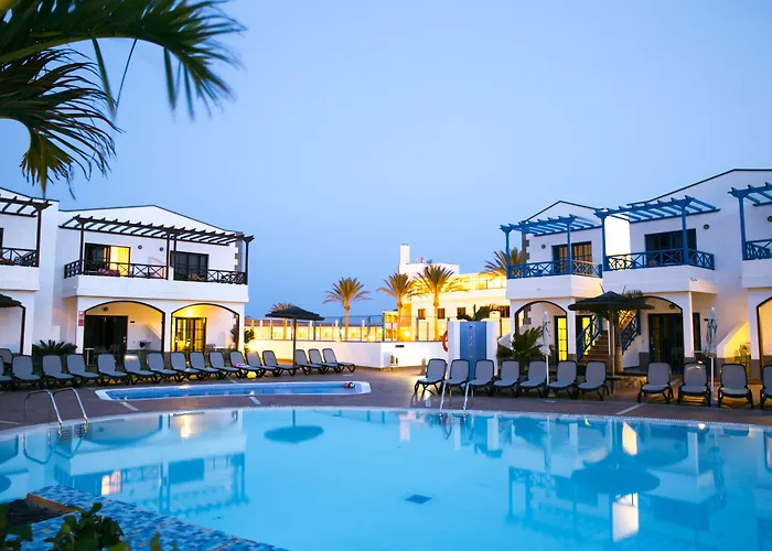 Ośrodek wypoczynkowy Mirador Papagayo By Livvo